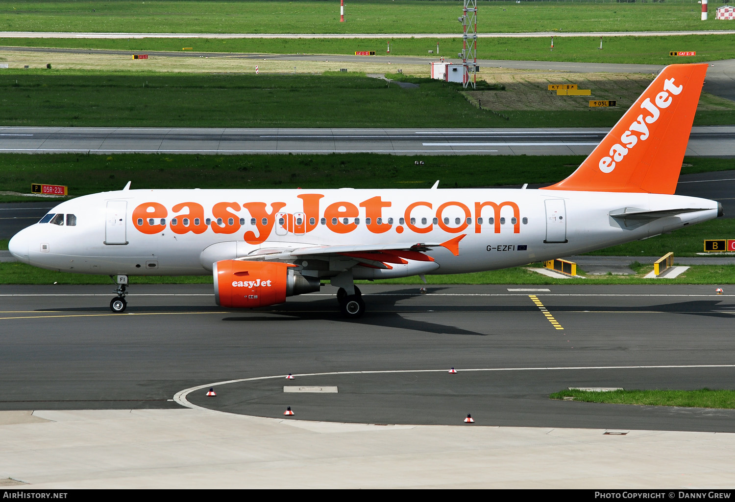 Aircraft Photo of G-EZFI | Airbus A319-111 | EasyJet | AirHistory.net #148313