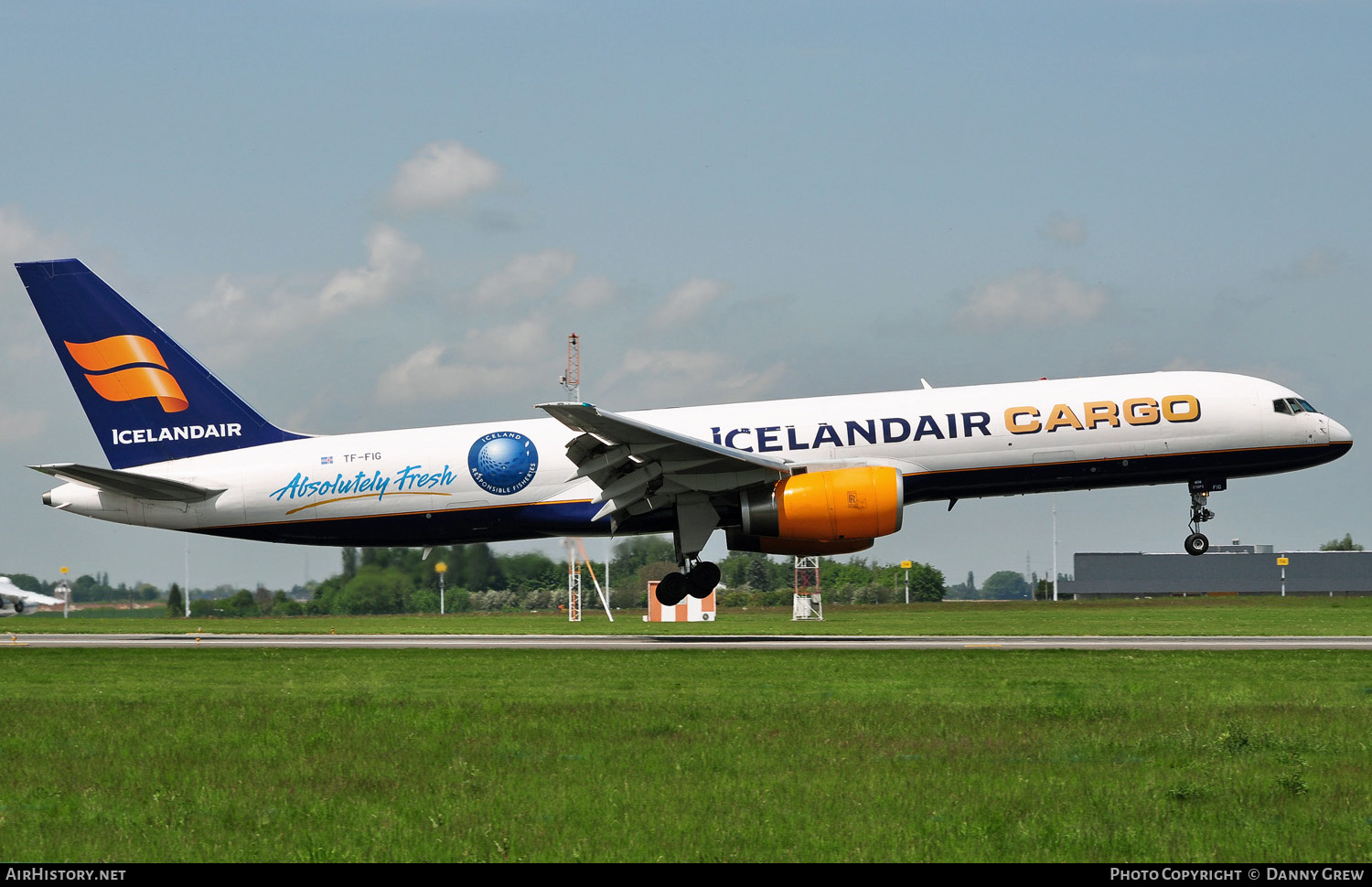 Aircraft Photo of TF-FIG | Boeing 757-23APF | Icelandair Cargo | AirHistory.net #148330