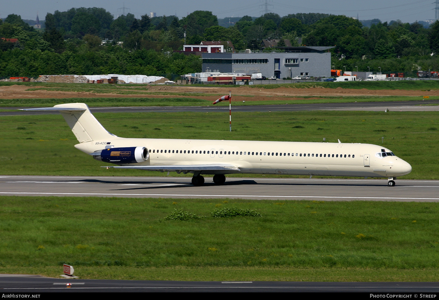 Aircraft Photo of S5-ACC | McDonnell Douglas MD-83 (DC-9-83) | Aurora Airlines | AirHistory.net #148395