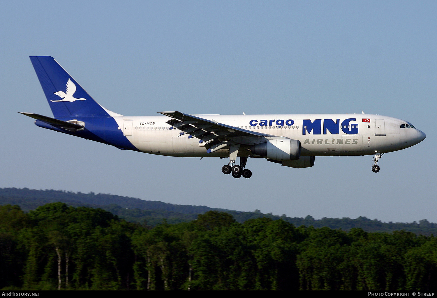 Aircraft Photo of TC-MCB | Airbus A300B4-203(F) | MNG Airlines Cargo | AirHistory.net #148397