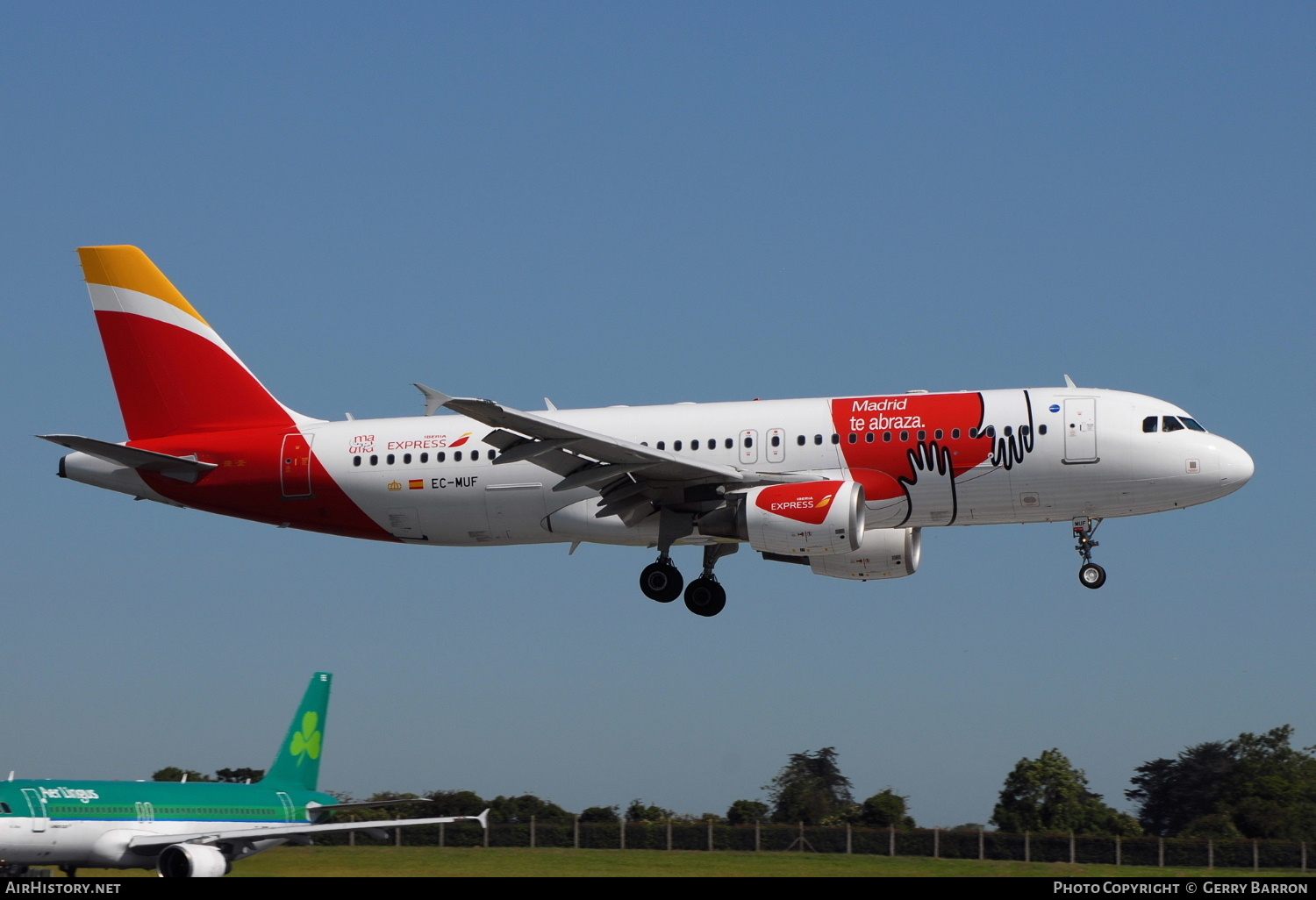 Aircraft Photo of EC-MUF | Airbus A320-214 | Iberia Express | AirHistory.net #148400