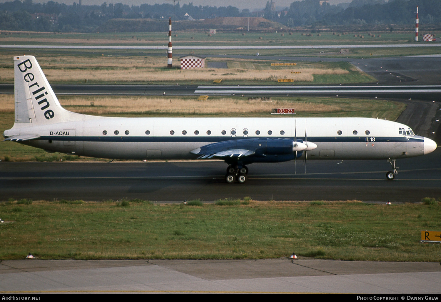 Aircraft Photo of D-AOAU | Ilyushin Il-18D | BerLine | AirHistory.net #148405