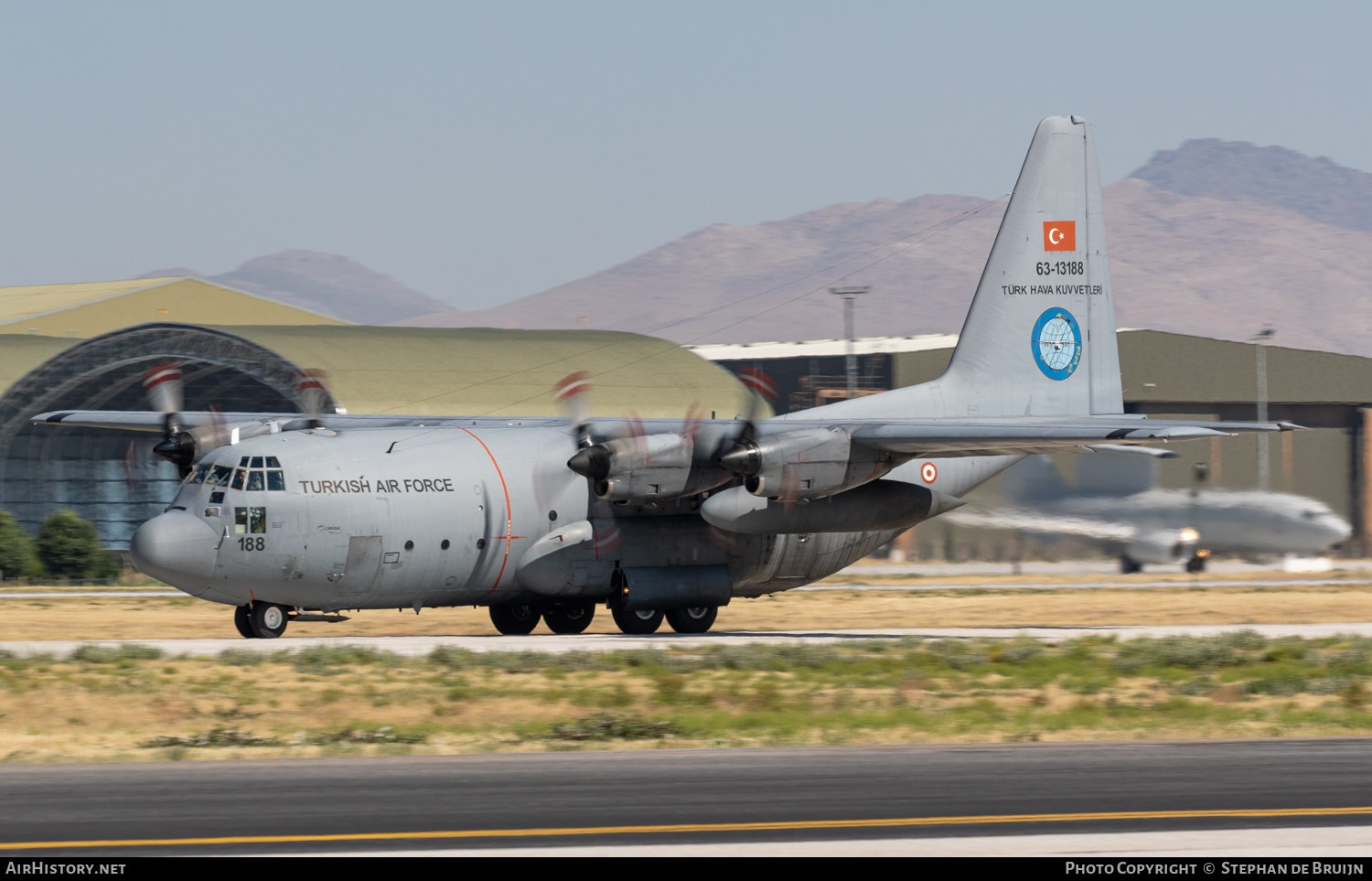 Aircraft Photo of 63-13188 | Lockheed C-130E Hercules (L-382) | Turkey - Air Force | AirHistory.net #148418
