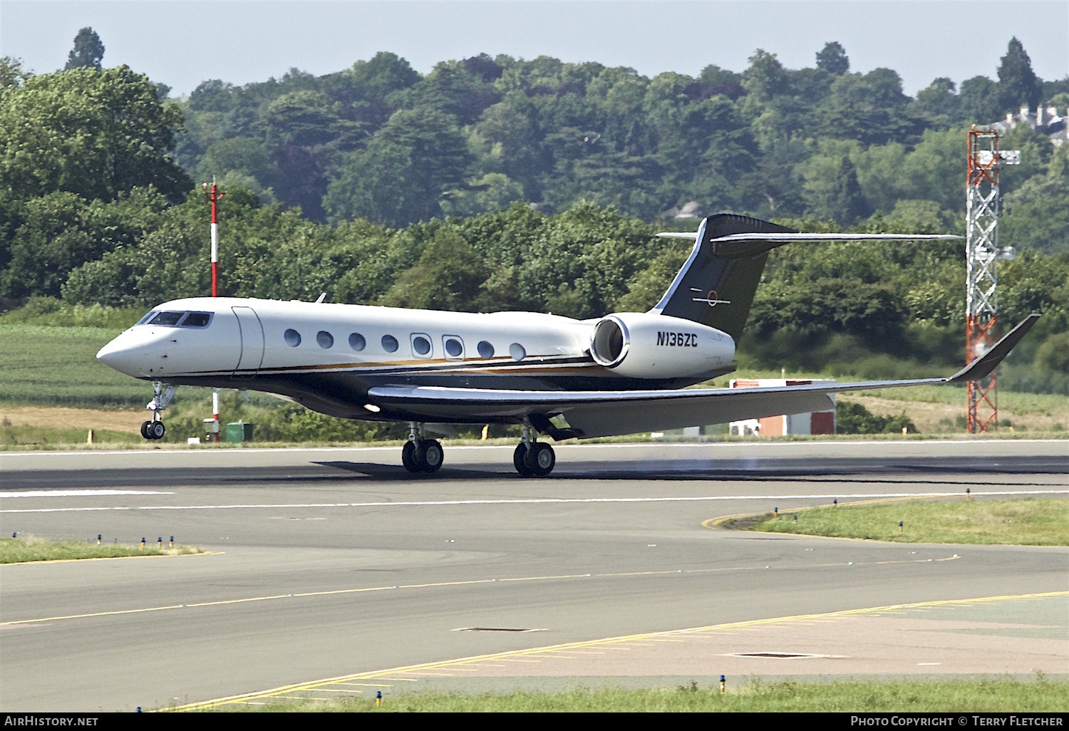 Aircraft Photo of N136ZC | Gulfstream Aerospace G650 (G-VI) | AirHistory.net #148475