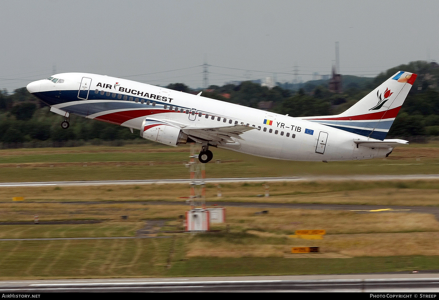 Aircraft Photo of YR-TIB | Boeing 737-3L9 | Air Bucharest | AirHistory.net #148500