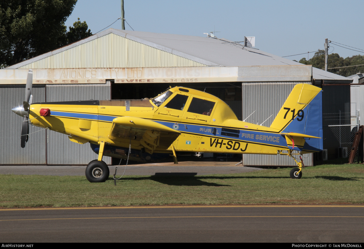 Aircraft Photo of VH-SDJ | Air Tractor AT-802 | Rural Fire Service | AirHistory.net #148595