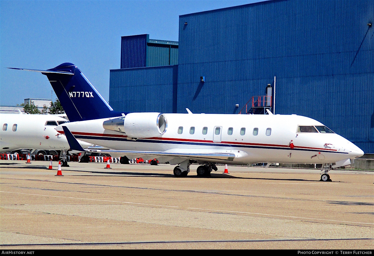 Aircraft Photo of N777QX | Bombardier Challenger 605 (CL-600-2B16) | AirHistory.net #148707