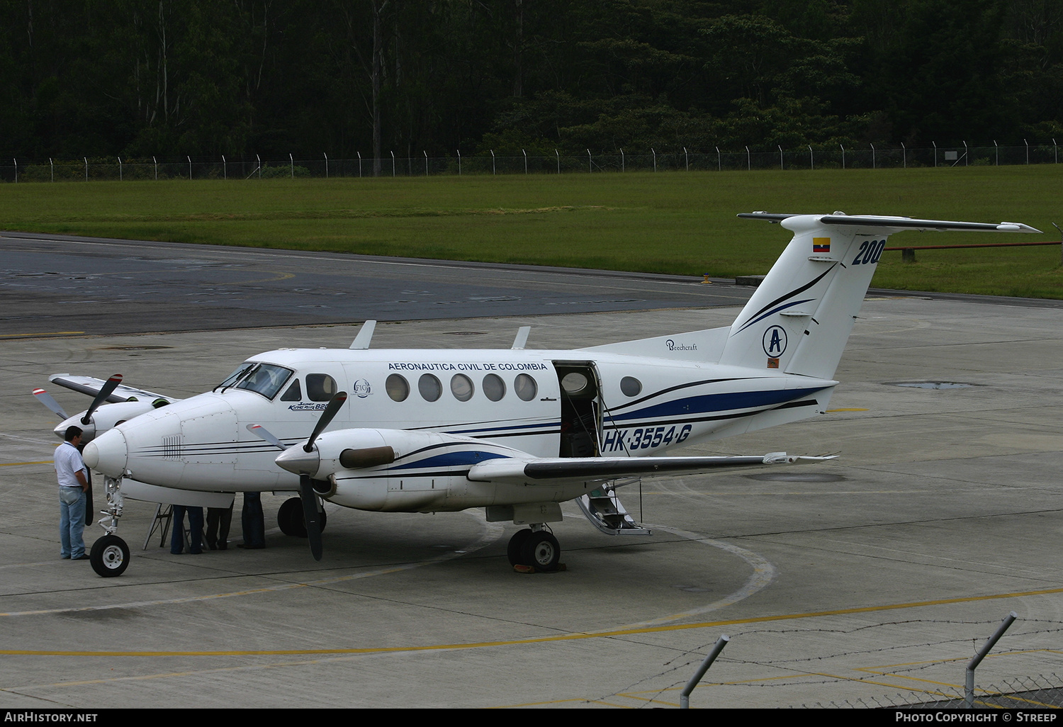 Aircraft Photo of HK-3554G | Beech B200 Super King Air | Aeronáutica Civil de Colombia | AirHistory.net #148726