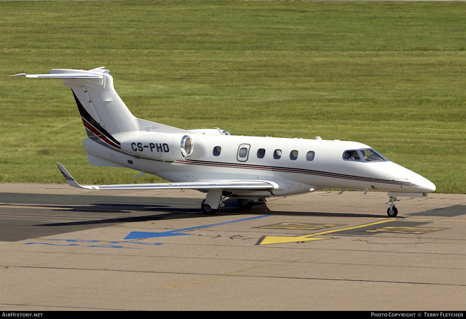 Aircraft Photo of CS-PHD | Embraer EMB-505 Phenom 300 | AirHistory.net #148782