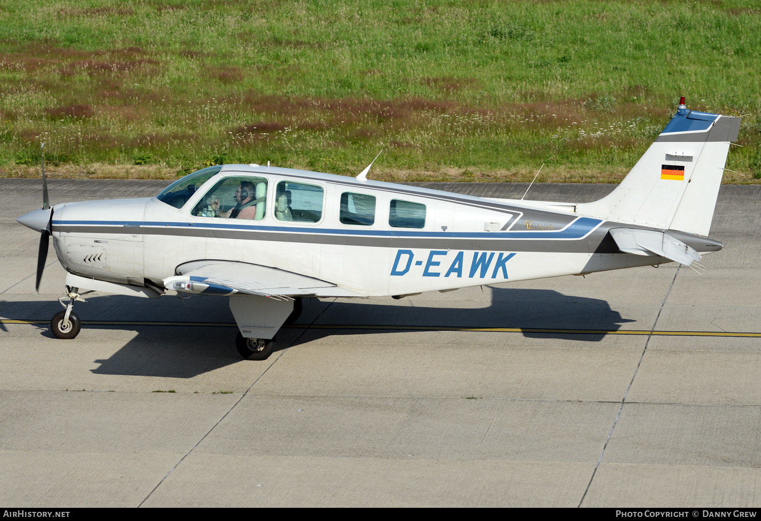 Aircraft Photo of D-EAWK | Beech A36 Bonanza 36 | AirHistory.net #148885