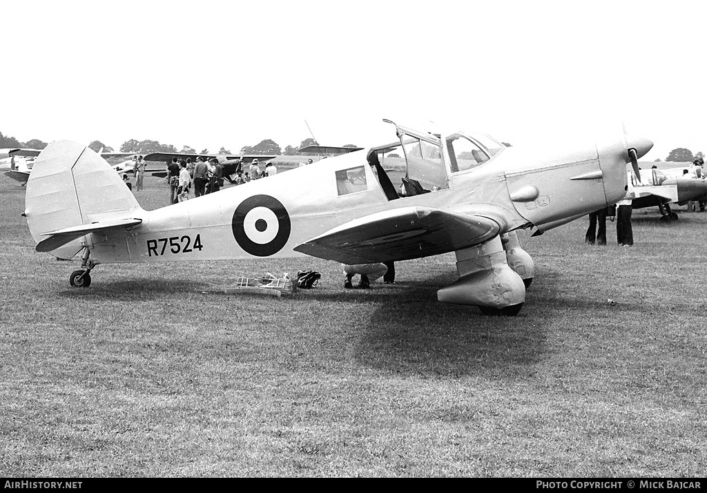 Aircraft Photo of G-AIWA / R7524 | Percival P.28 Proctor 1 | UK - Air Force | AirHistory.net #148944