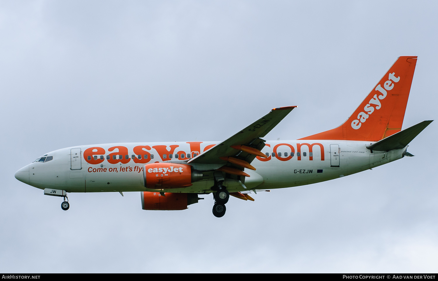 Aircraft Photo of G-EZJW | Boeing 737-73V | AirHistory.net #149052