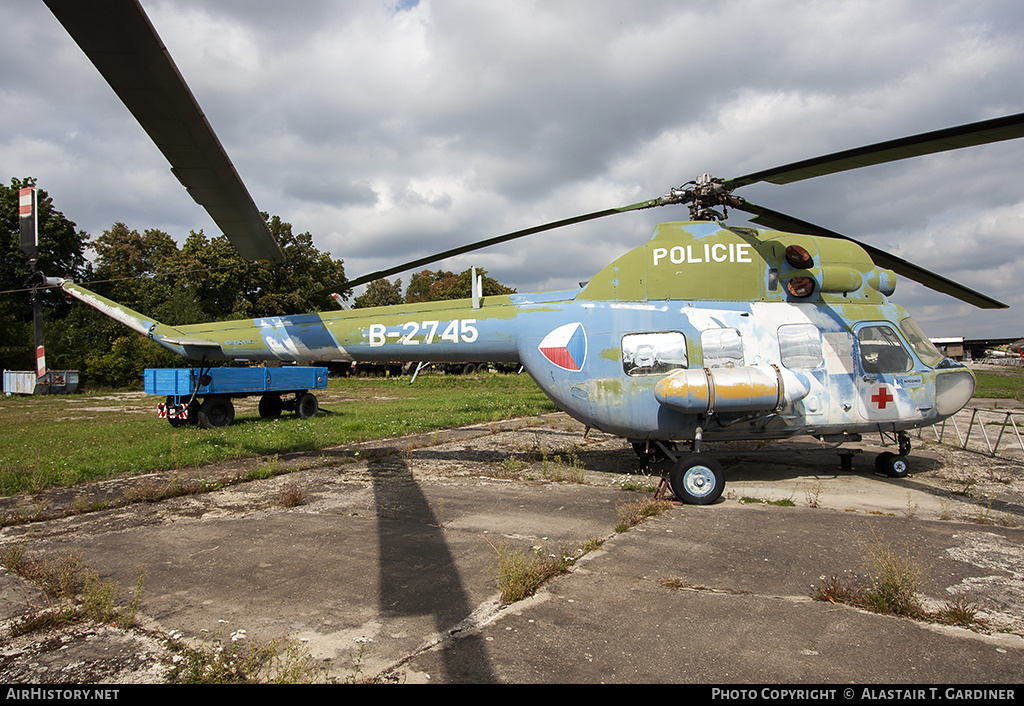 Aircraft Photo of B-2745 | Mil Mi-2 | Czechoslovakia - Police | AirHistory.net #149073