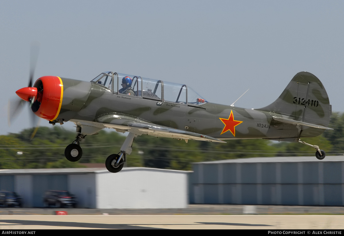 Aircraft Photo of N524JS | Yakovlev Yak-52TW | Soviet Union - Air Force | AirHistory.net #149074