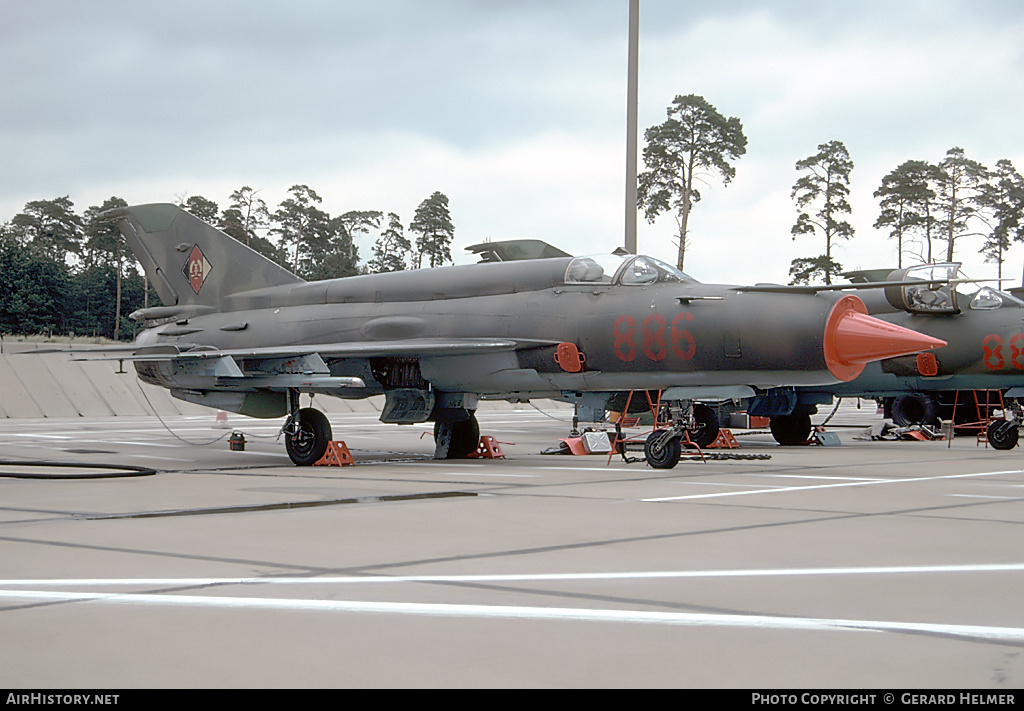 Aircraft Photo of 886 | Mikoyan-Gurevich MiG-21bis | East Germany - Air Force | AirHistory.net #149094
