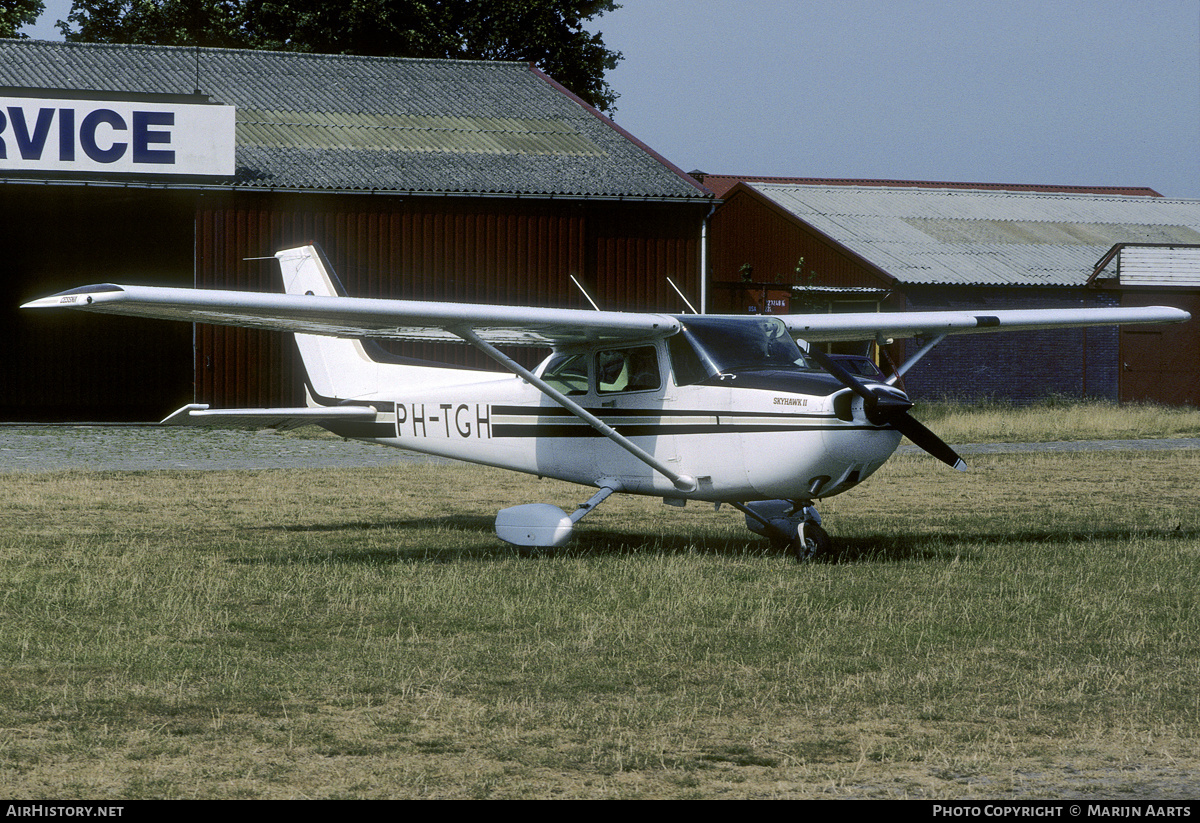 Aircraft Photo of PH-TGH | Cessna 172P Skyhawk II | AirHistory.net #149103