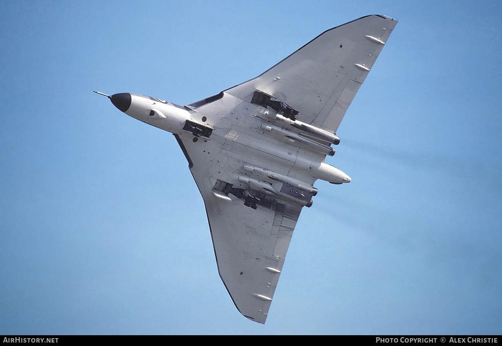 Aircraft Photo of XM645 | Avro 698 Vulcan B.2 | UK - Air Force | AirHistory.net #149143