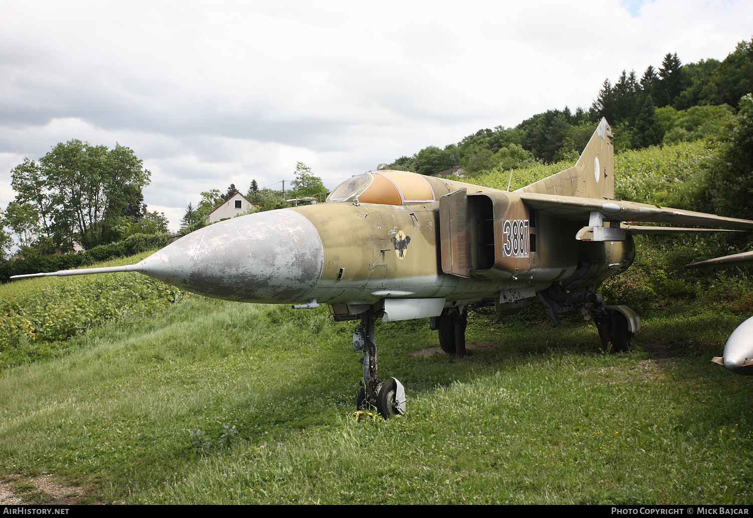 Aircraft Photo of 3887 | Mikoyan-Gurevich MiG-23MF | Czechoslovakia - Air Force | AirHistory.net #149146