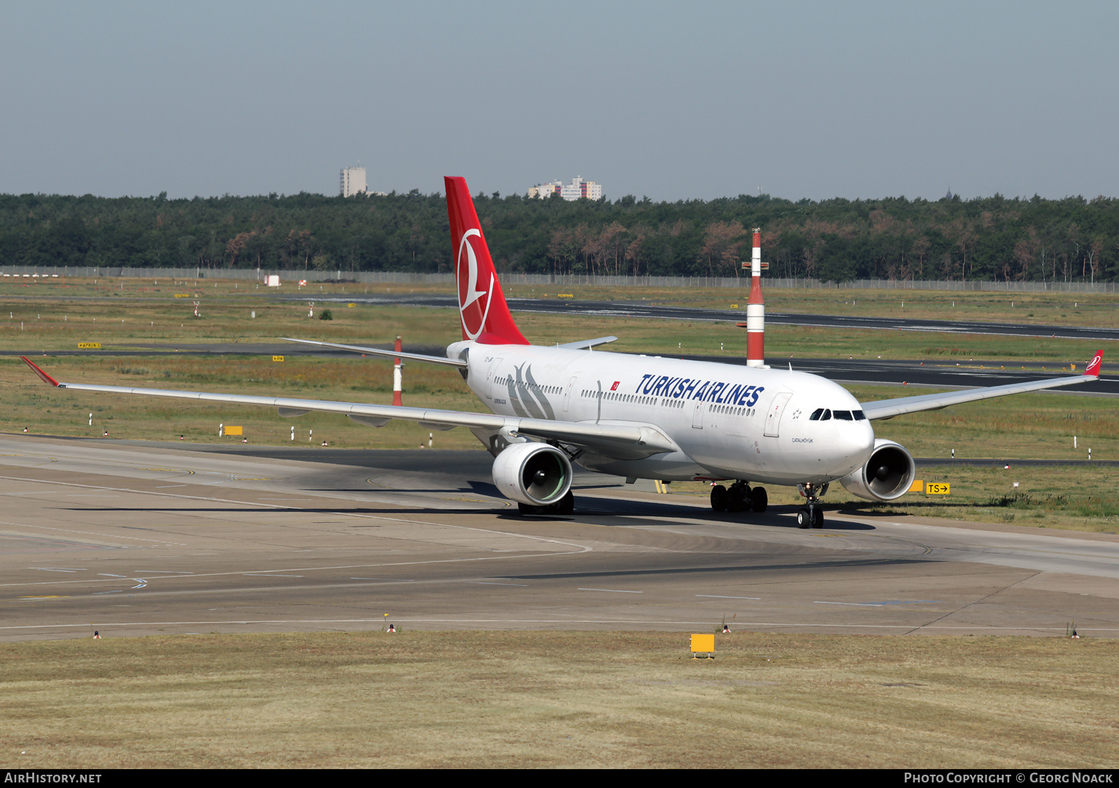 Aircraft Photo of TC-JIR | Airbus A330-223 | Turkish Airlines | AirHistory.net #149317