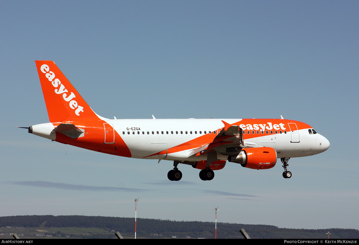 Aircraft Photo of G-EZGA | Airbus A319-111 | EasyJet | AirHistory.net #149534