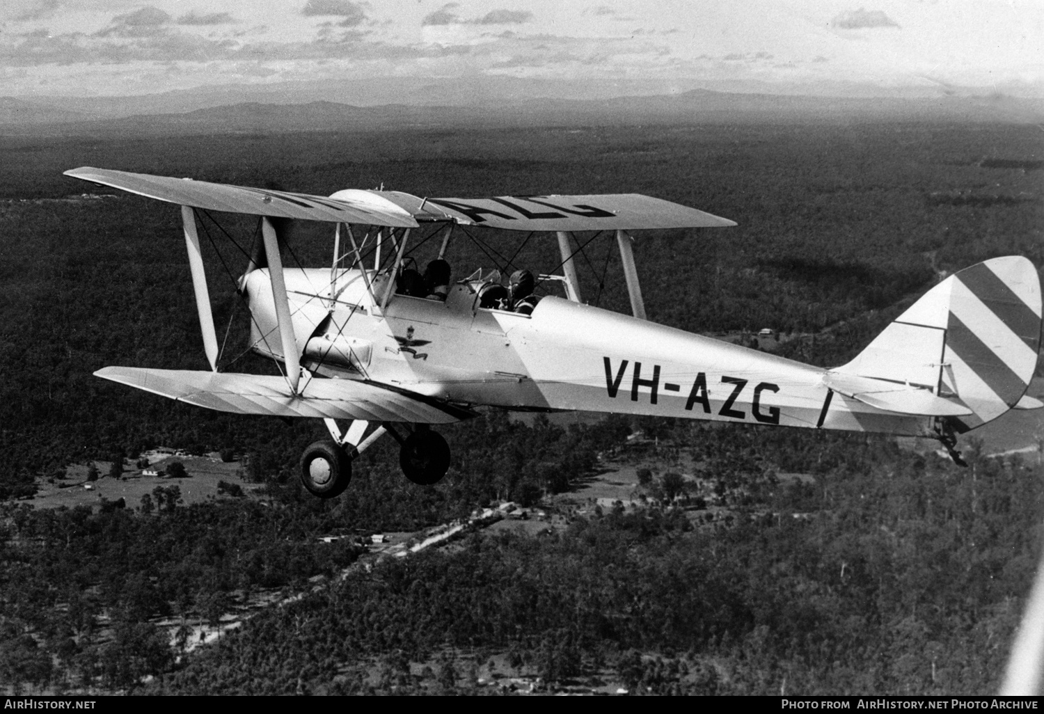 Aircraft Photo of VH-AZG | De Havilland D.H. 82A Tiger Moth | Royal Queensland Aero Club | AirHistory.net #149547