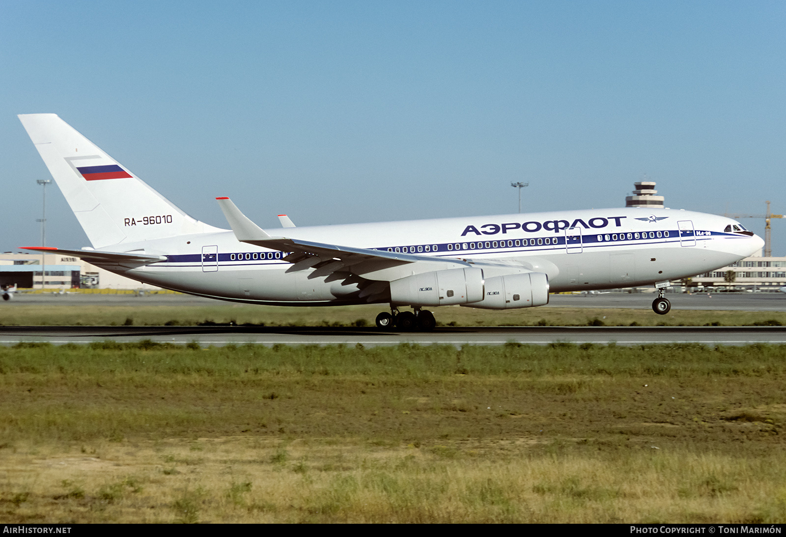 Aircraft Photo of RA-96010 | Ilyushin Il-96-300 | Aeroflot | AirHistory.net #149614