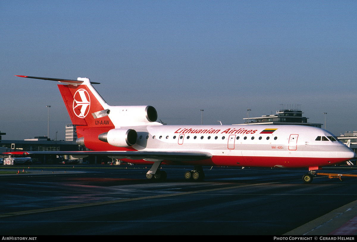 Aircraft Photo of LY-AAW | Yakovlev Yak-42D | Lithuanian Airlines | AirHistory.net #149716