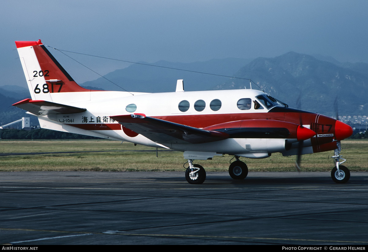 Aircraft Photo of 6817 | Beech TC-90 King Air | Japan - Navy | AirHistory.net #149745