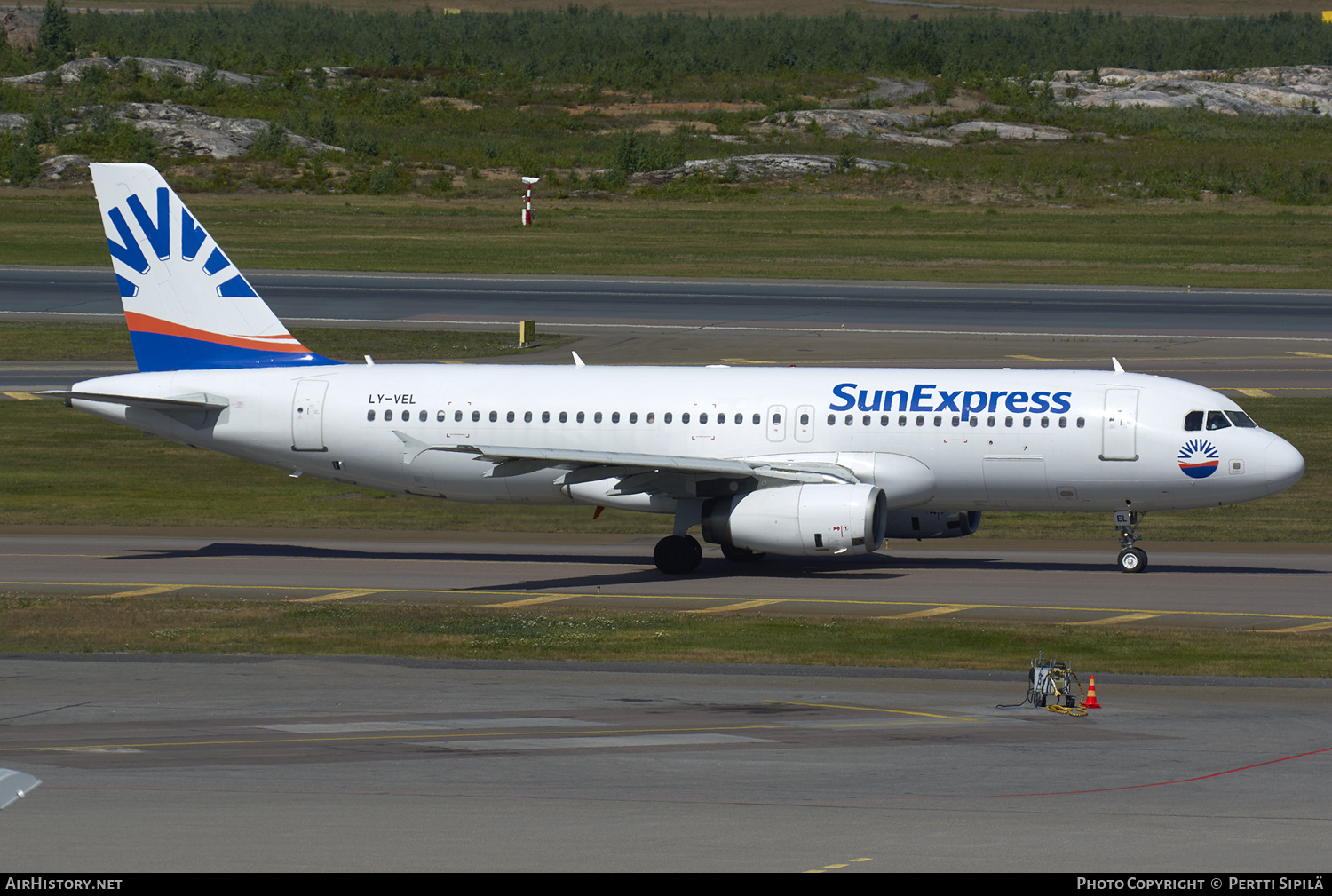 Aircraft Photo of LY-VEL | Airbus A320-232 | SunExpress | AirHistory.net #149778