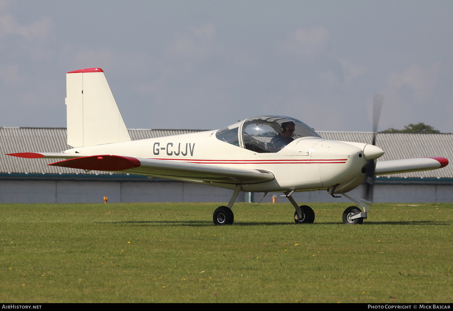 Aircraft Photo of G-CJJV | Van's RV-12 | AirHistory.net #149816