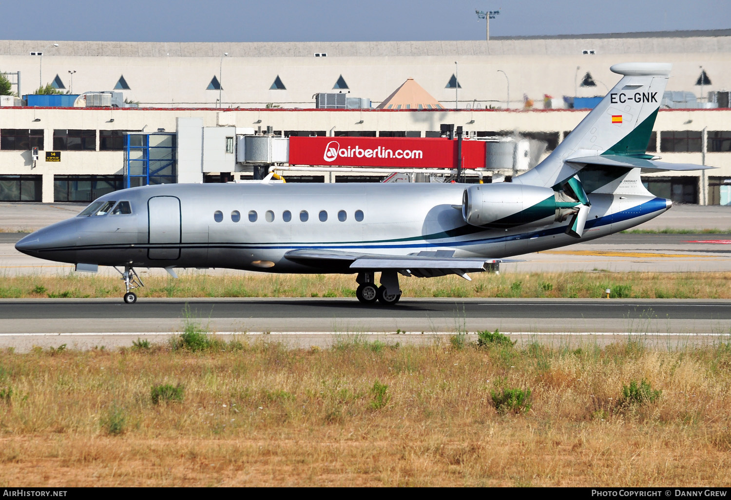 Aircraft Photo of EC-GNK | Dassault Falcon 2000 | AirHistory.net #149818