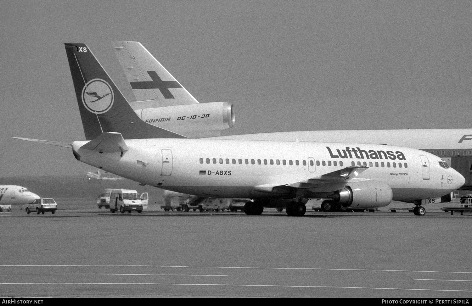 Aircraft Photo of D-ABXS | Boeing 737-330 | Lufthansa | AirHistory.net #149840