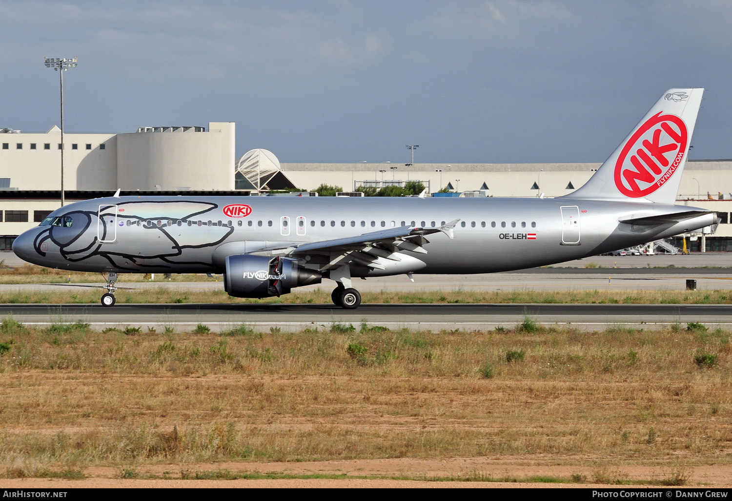 Aircraft Photo of OE-LEH | Airbus A320-214 | Niki | AirHistory.net #149881