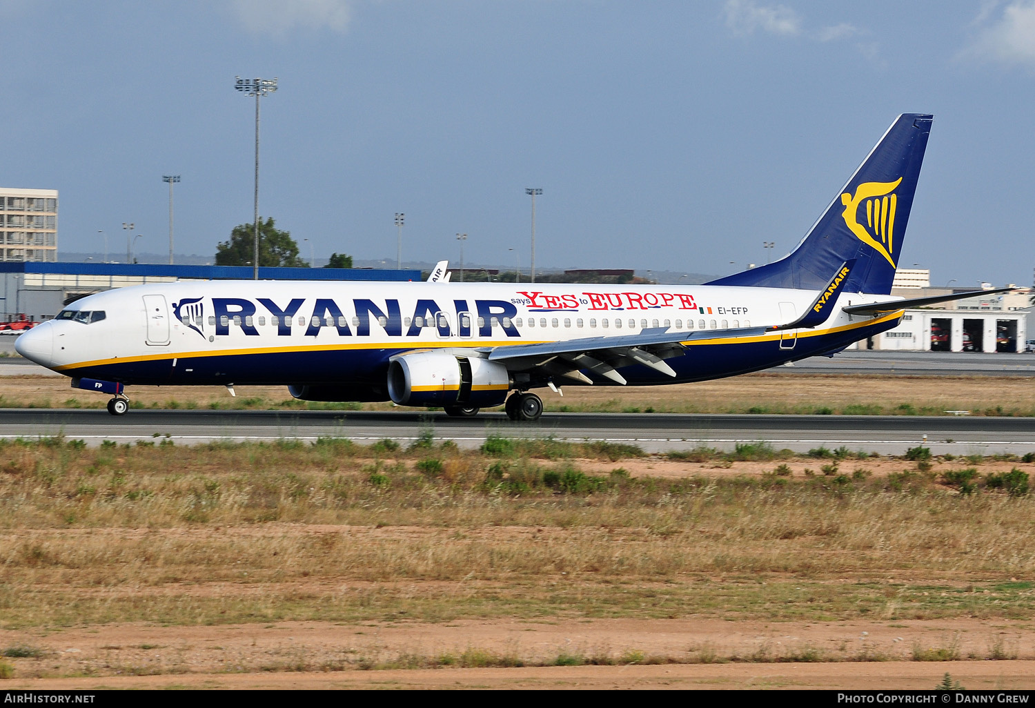 Aircraft Photo of EI-EFP | Boeing 737-8AS | Ryanair | AirHistory.net #149924