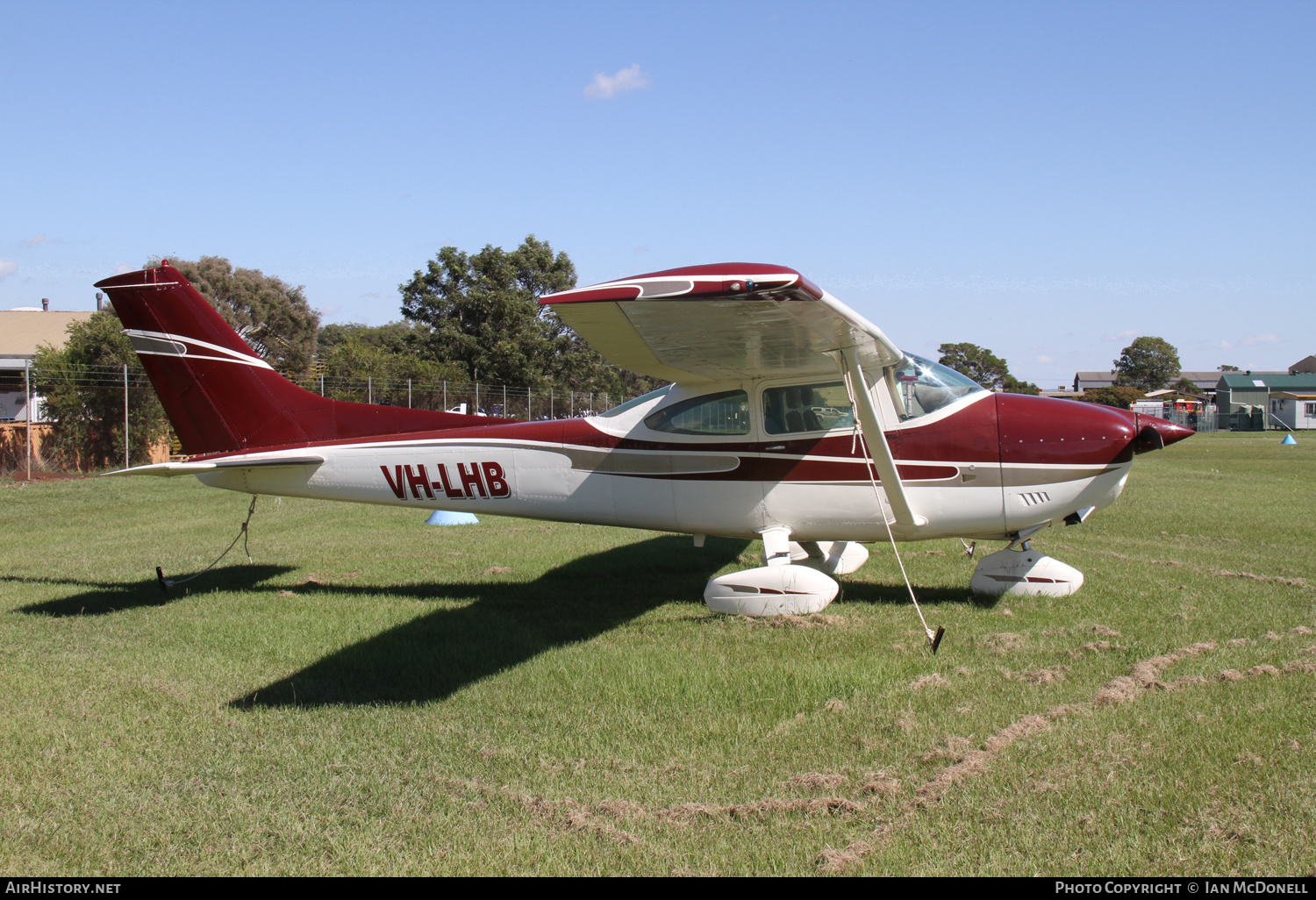 Aircraft Photo of VH-LHB | Cessna 182Q Skylane | AirHistory.net #149934