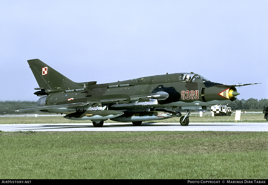 Aircraft Photo of 8309 | Sukhoi Su-22M4 | Poland - Air Force | AirHistory.net #149965