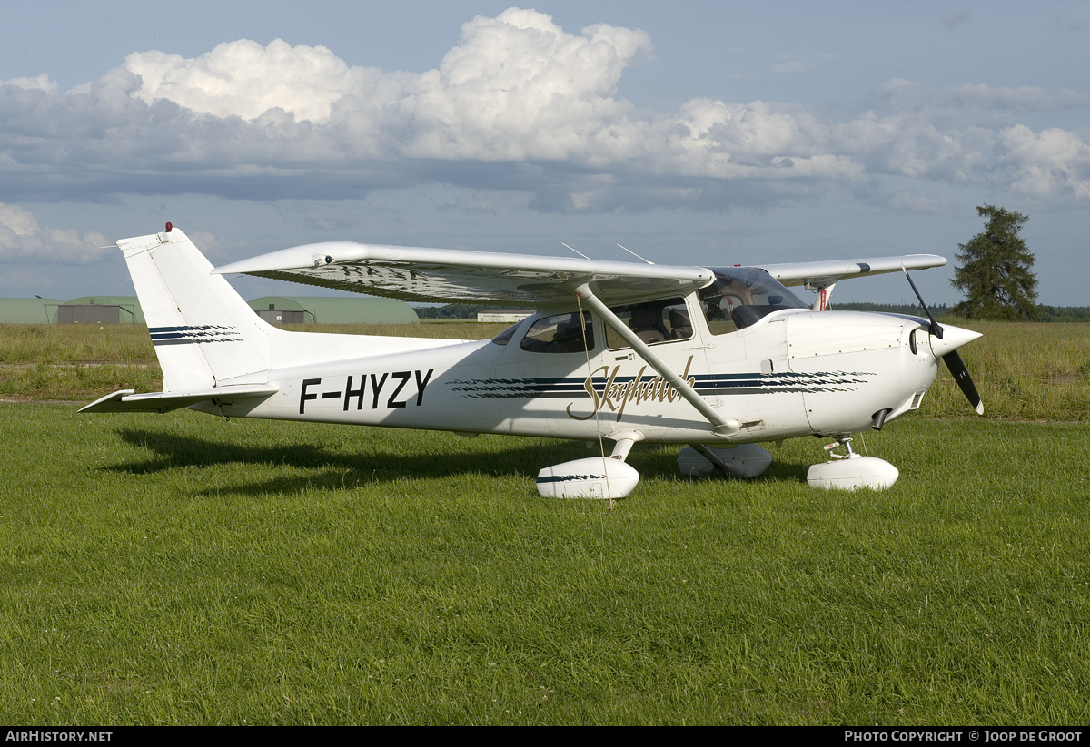 Aircraft Photo of F-HYZY | Cessna 172R Skyhawk | AirHistory.net #150000