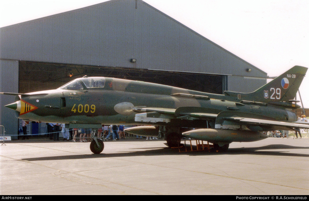 Aircraft Photo of 4009 | Sukhoi Su-22M4 | Czechoslovakia - Air Force | AirHistory.net #150033