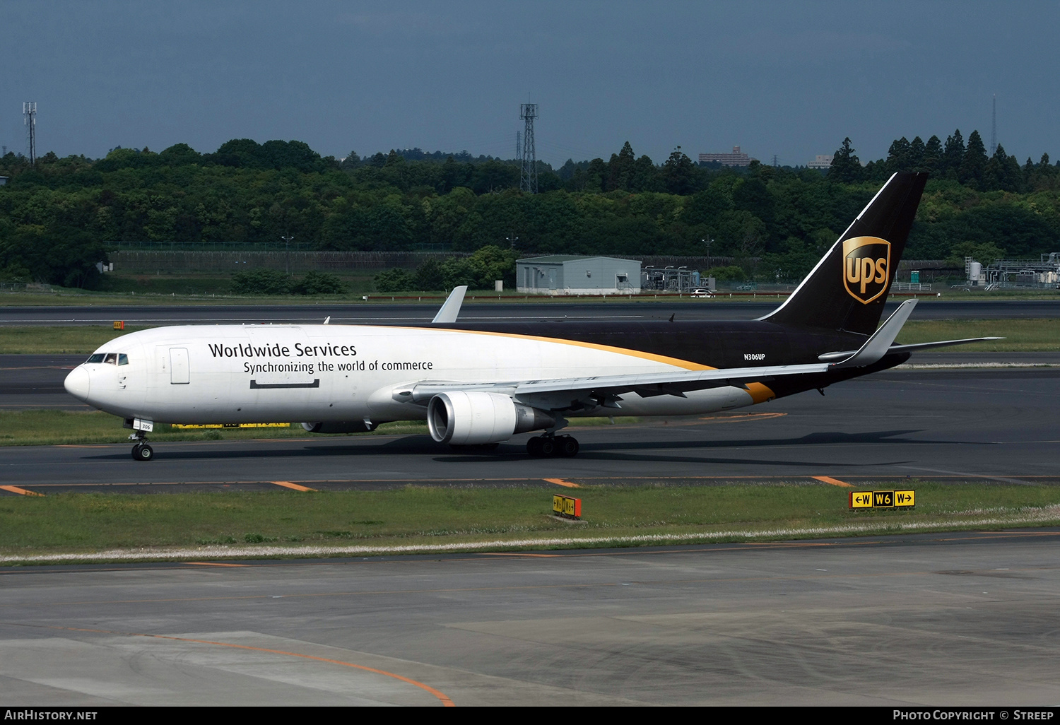 Aircraft Photo of N306UP | Boeing 767-34AF/ER | United Parcel Service - UPS | AirHistory.net #150093