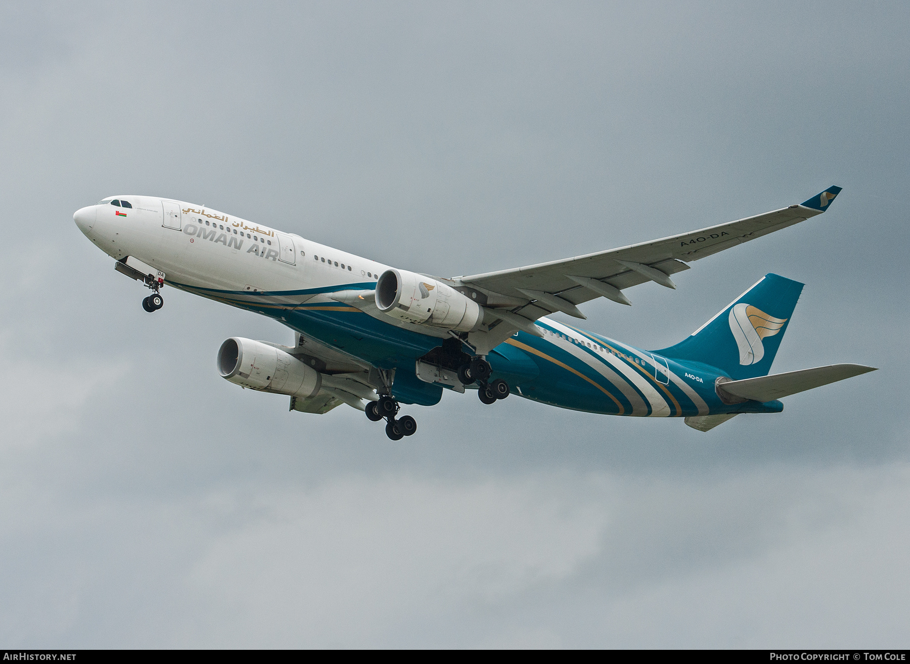 Aircraft Photo of A4O-DA | Airbus A330-243 | Oman Air | AirHistory.net #150106