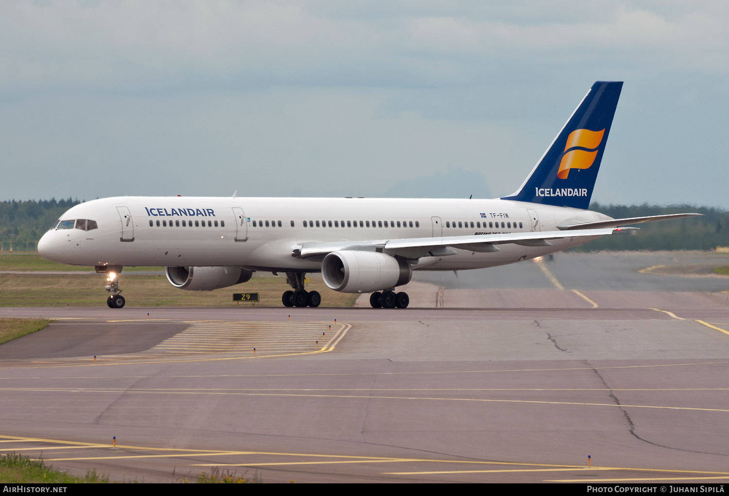 Aircraft Photo of TF-FIW | Boeing 757-27B | Icelandair | AirHistory.net #150176