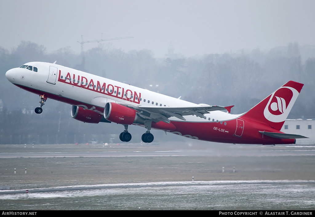 Aircraft Photo of OE-LOE | Airbus A320-214 | Laudamotion | AirHistory.net #150239