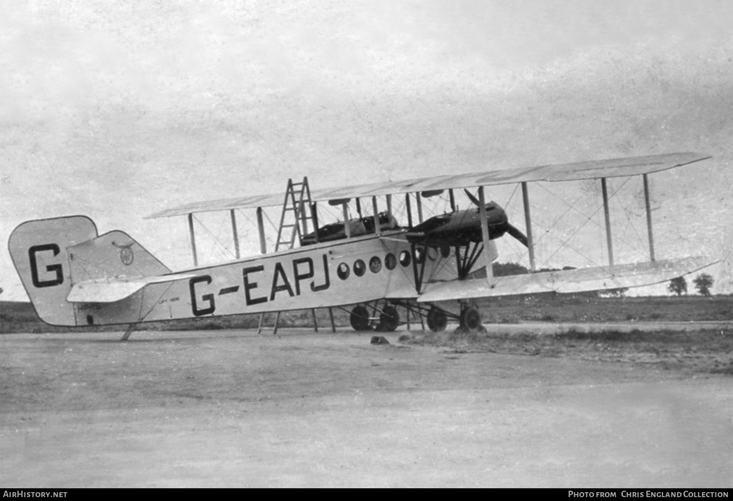 Aircraft Photo of G-EAPJ | Handley Page W.8 | Imperial Airways | AirHistory.net #150277