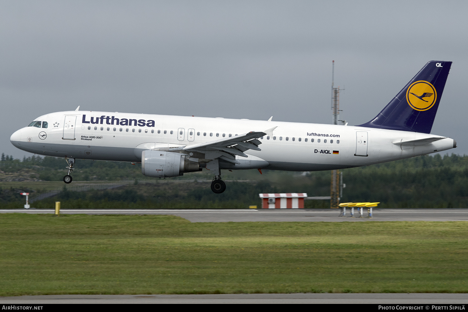 Aircraft Photo of D-AIQL | Airbus A320-211 | Lufthansa | AirHistory.net #150359