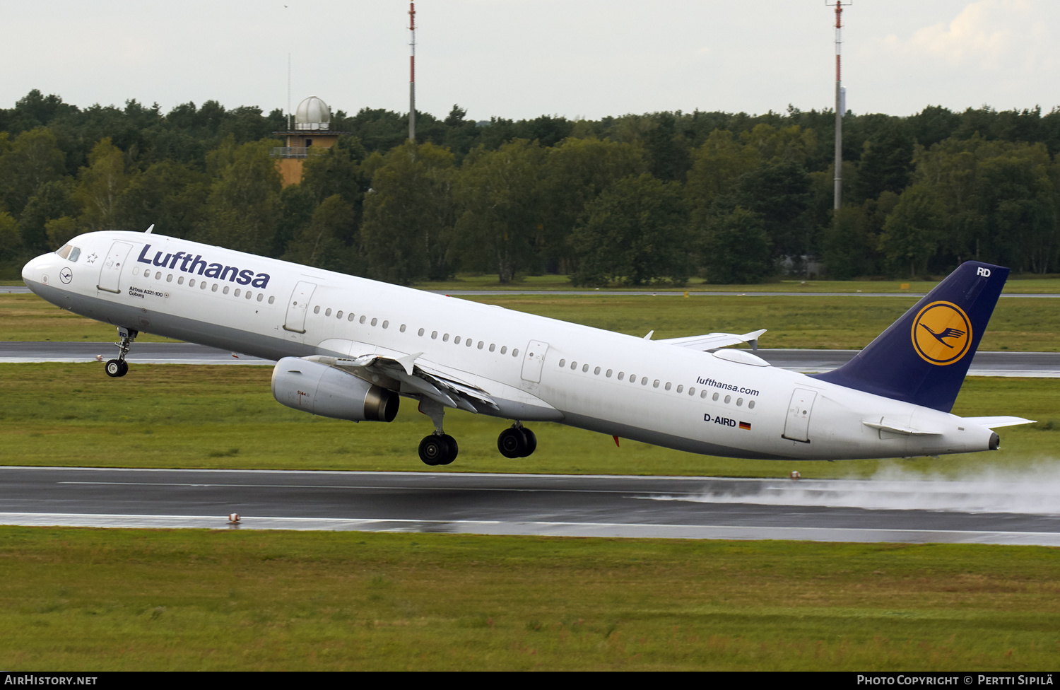 Aircraft Photo of D-AIRD | Airbus A321-131 | Lufthansa | AirHistory.net #150381