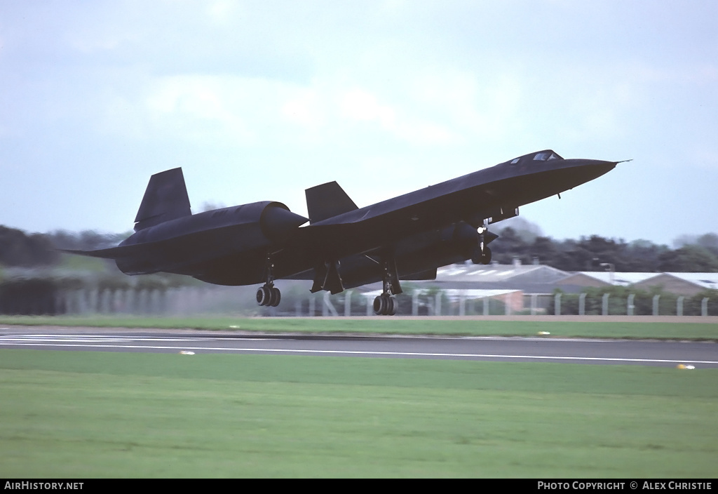 Aircraft Photo of 61-7960 / 17960 | Lockheed SR-71A Blackbird | USA - Air Force | AirHistory.net #150409