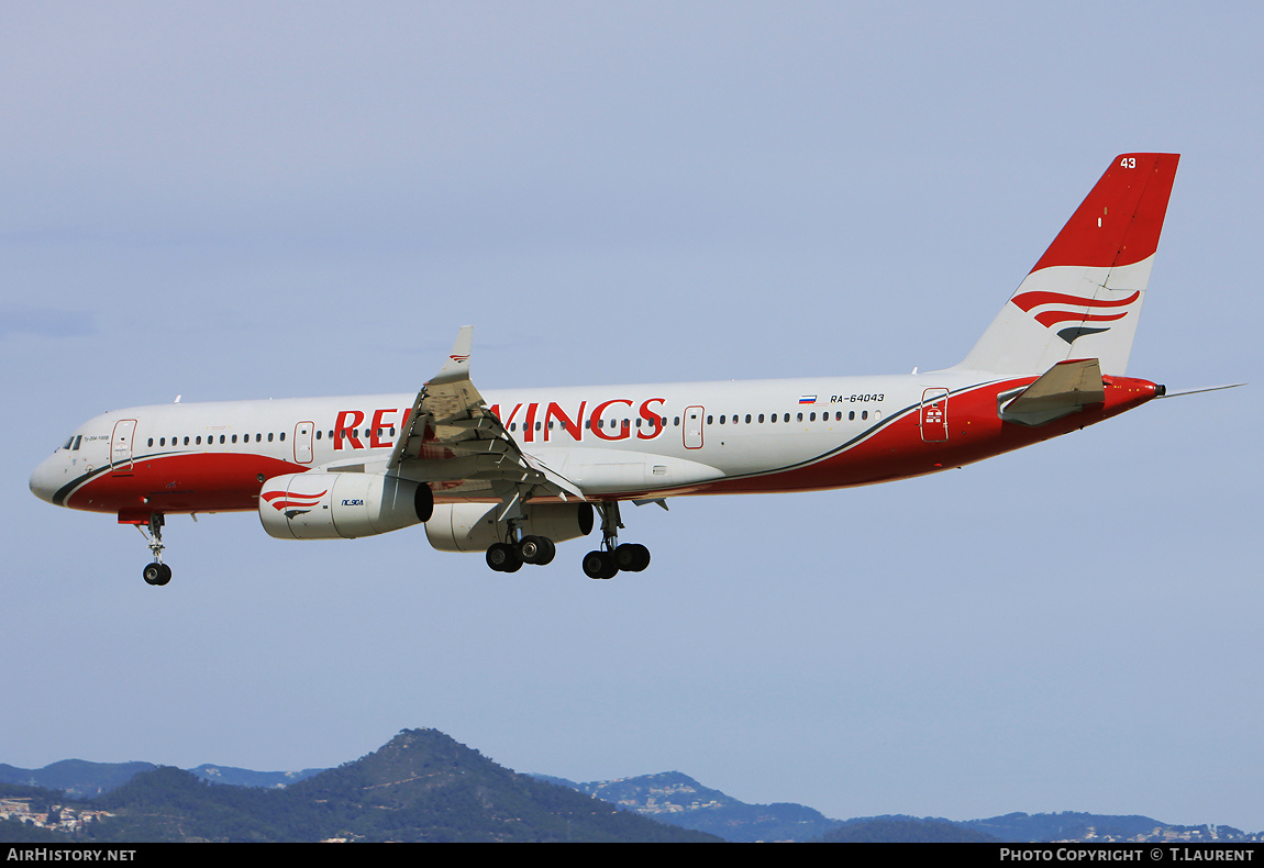 Aircraft Photo of RA-64043 | Tupolev Tu-204-100V | Red Wings | AirHistory.net #150561