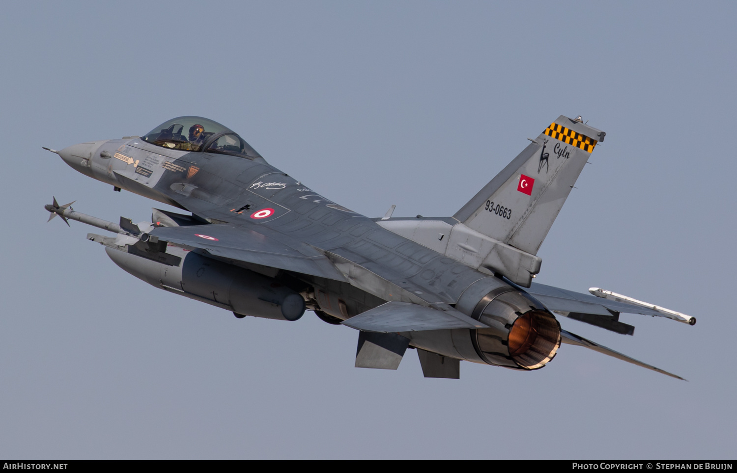 Aircraft Photo of 93-0663 | Lockheed Martin F-16CJ Fighting Falcon | Turkey - Air Force | AirHistory.net #150661