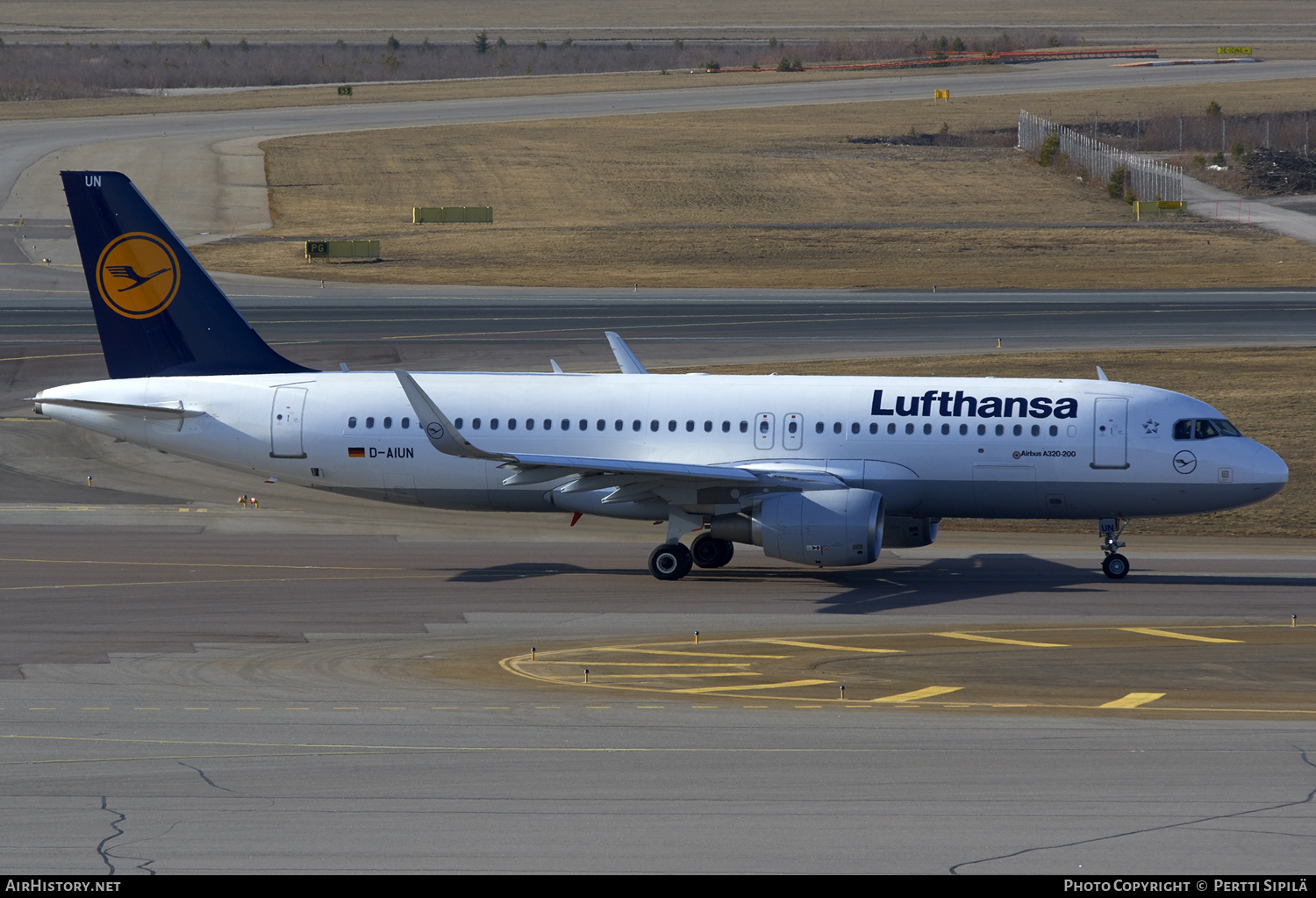 Aircraft Photo of D-AIUN | Airbus A320-214 | Lufthansa | AirHistory.net #150818