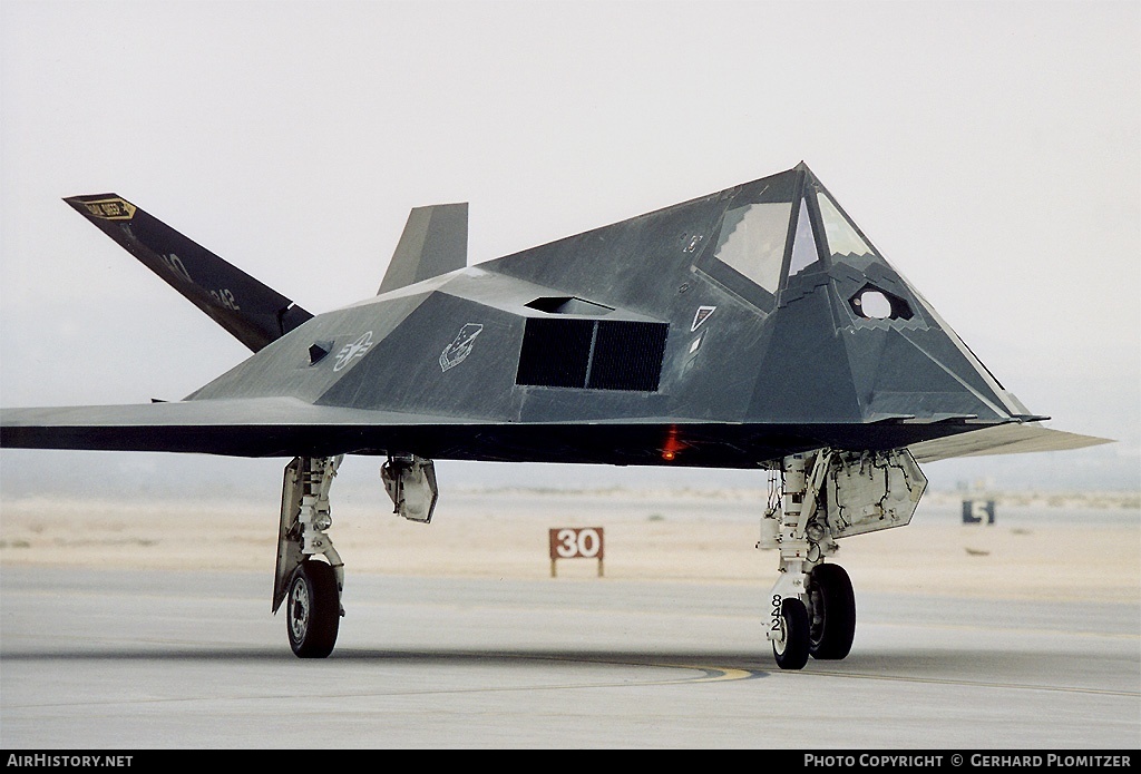 Aircraft Photo of 88-0842 / 842 | Lockheed F-117A Nighthawk | USA - Air Force | AirHistory.net #150903